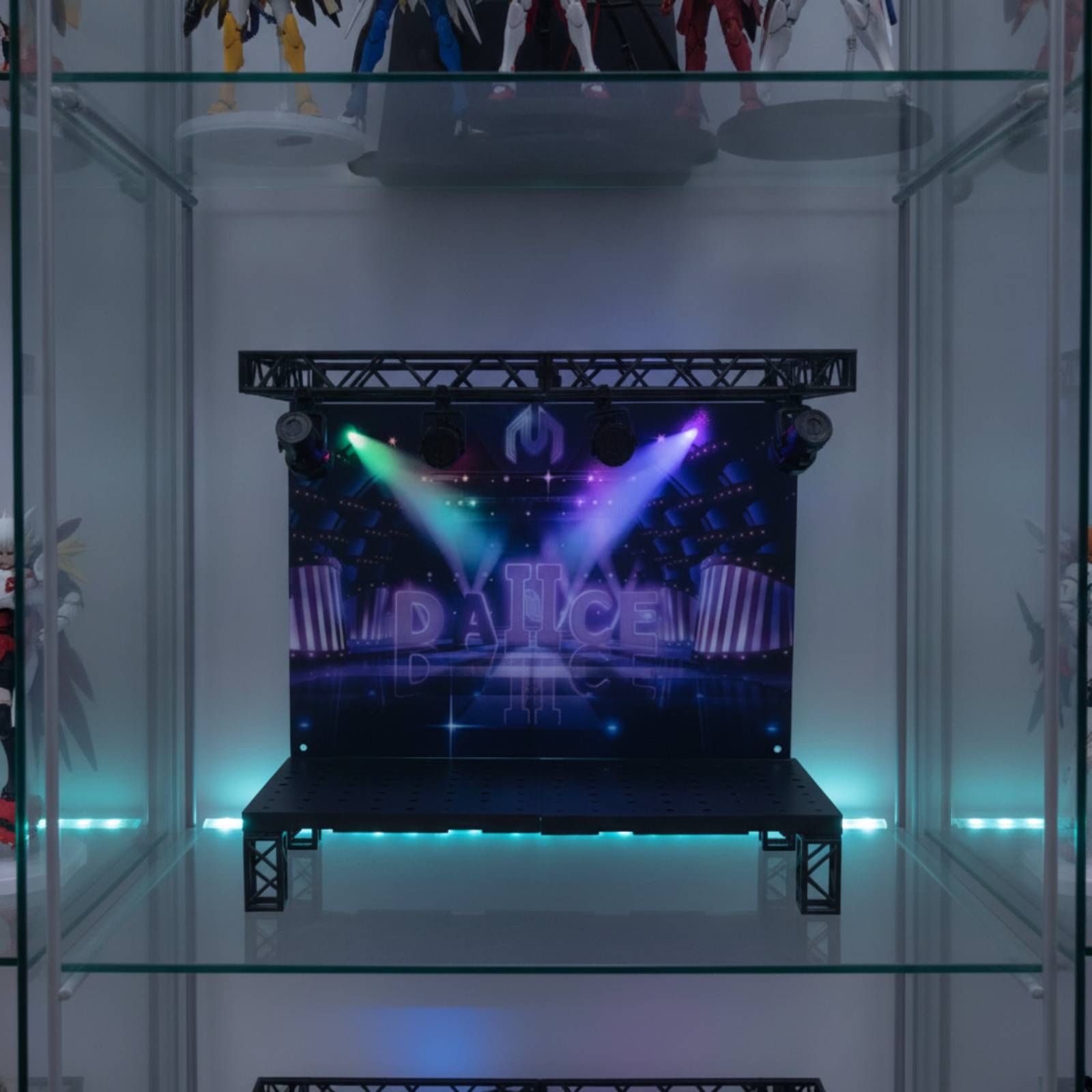 Good Lighting In Photography - Piattaforma Espositiva con Luci Stile Diorama,