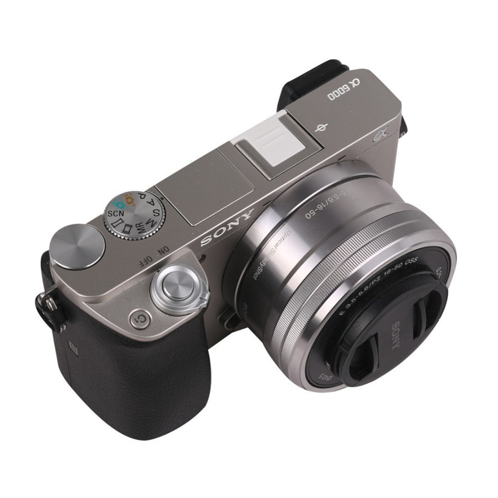 Copri-slitta calda per fotocam - Sony Camera A7 Iv recensione e prezzo