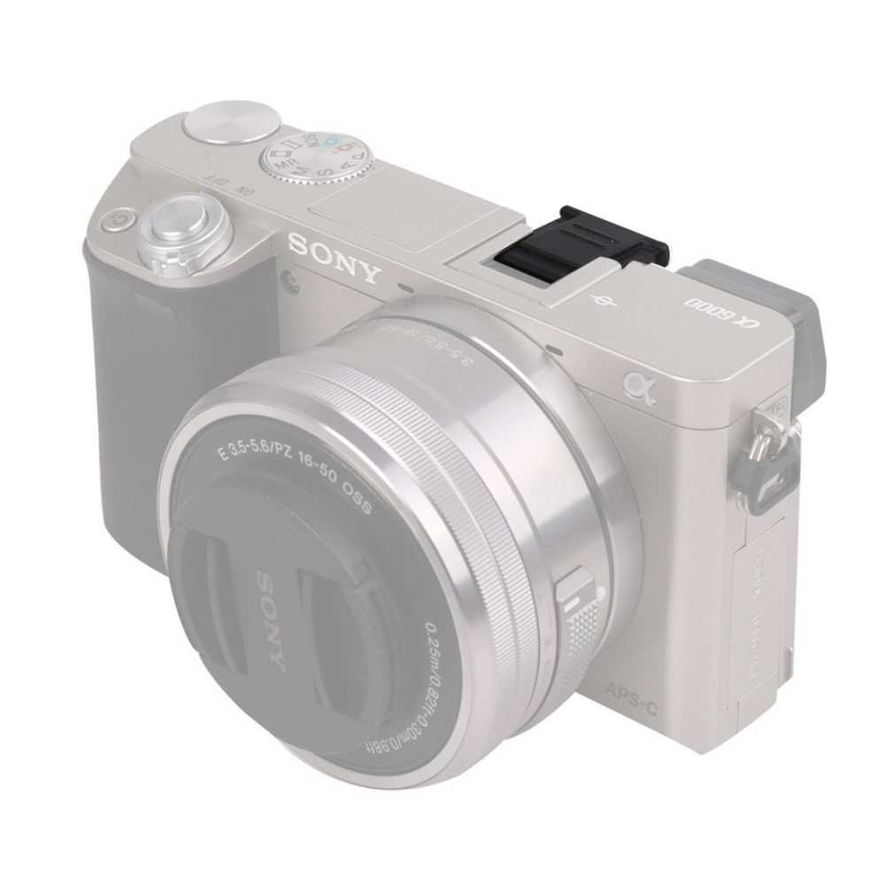Copri-slitta calda per fotocam - Sony Camera A7 Iv recensione e prezzo